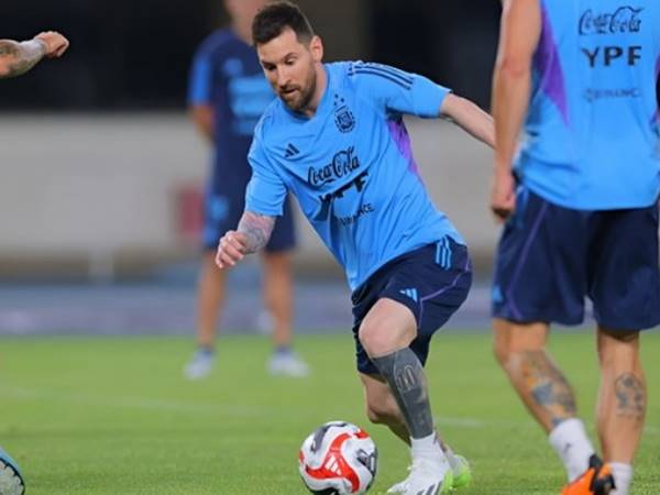 Kỹ thuật rê bóng là gì trong bóng đá 2 Kỹ thuật rê bóng là gì trong bóng đá 2