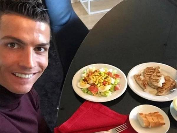 Lịch trình 1 ngày của Ronaldo Lịch trình 1 ngày của Ronaldo
