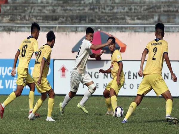 Bóng đá VN 27/4: Công Phượng mất siêu phẩm vì đồng đội