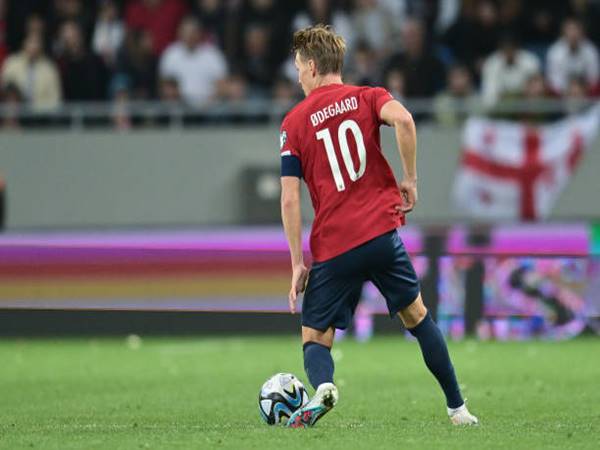 Bóng đá QT 13/9: Odegaard gây choáng trên ĐTQG
