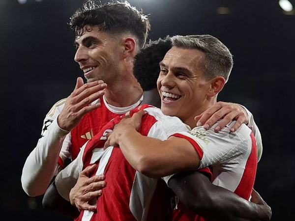 Tin Arsenal 17/5: Arsenal chọn tiền đạo cho mùa sau