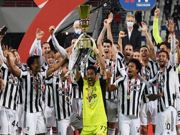 Tìm hiểu câu lạc bộ Juventus: Bà đầm già thành Turin