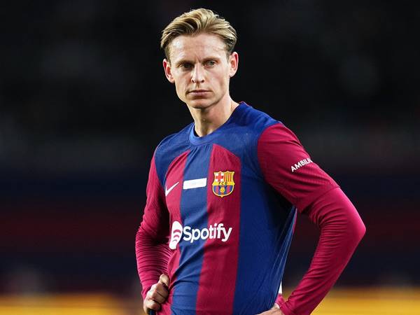 Tin Barca 21/4: Nỗi lo Frenkie de Jong với phong độ trồi sụt